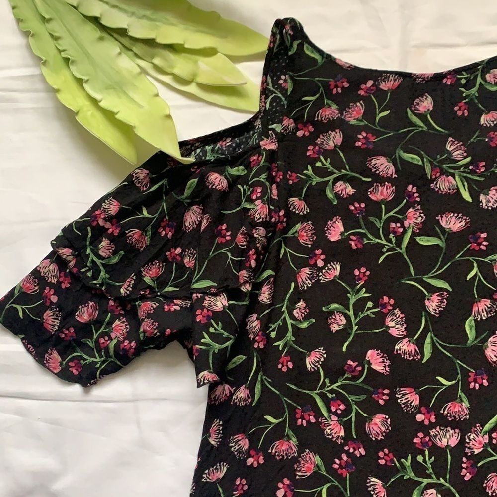 🍀ZARA Floral Cut Out Shoulder Dress🍀 - Picture 7 of 11